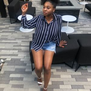 Meet your Posher, Alexandra